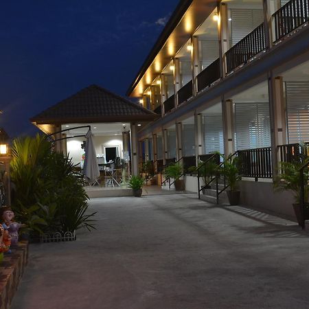 Koh Larn Sea Side Resort Екстер'єр фото