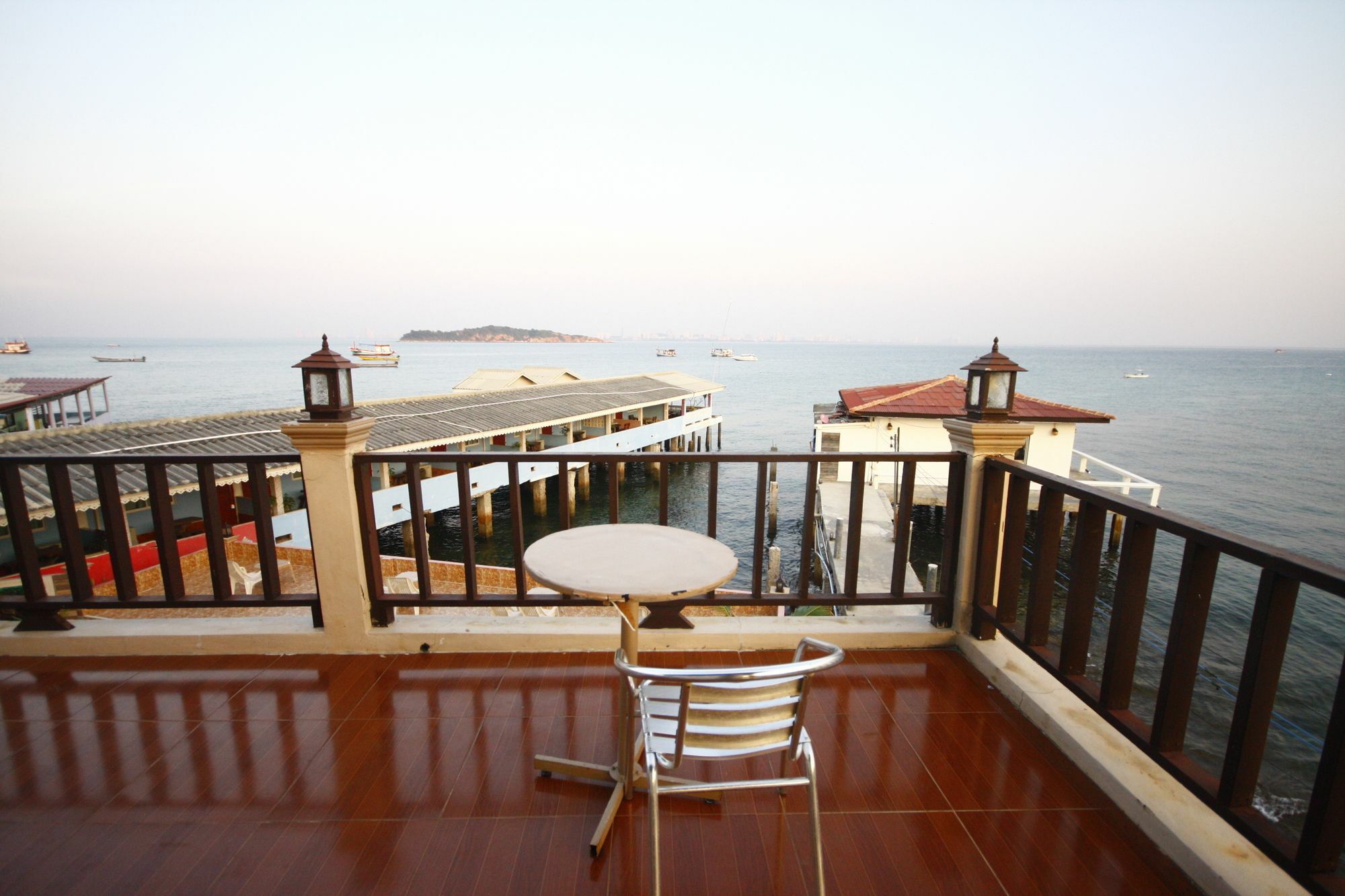 Koh Larn Sea Side Resort Екстер'єр фото